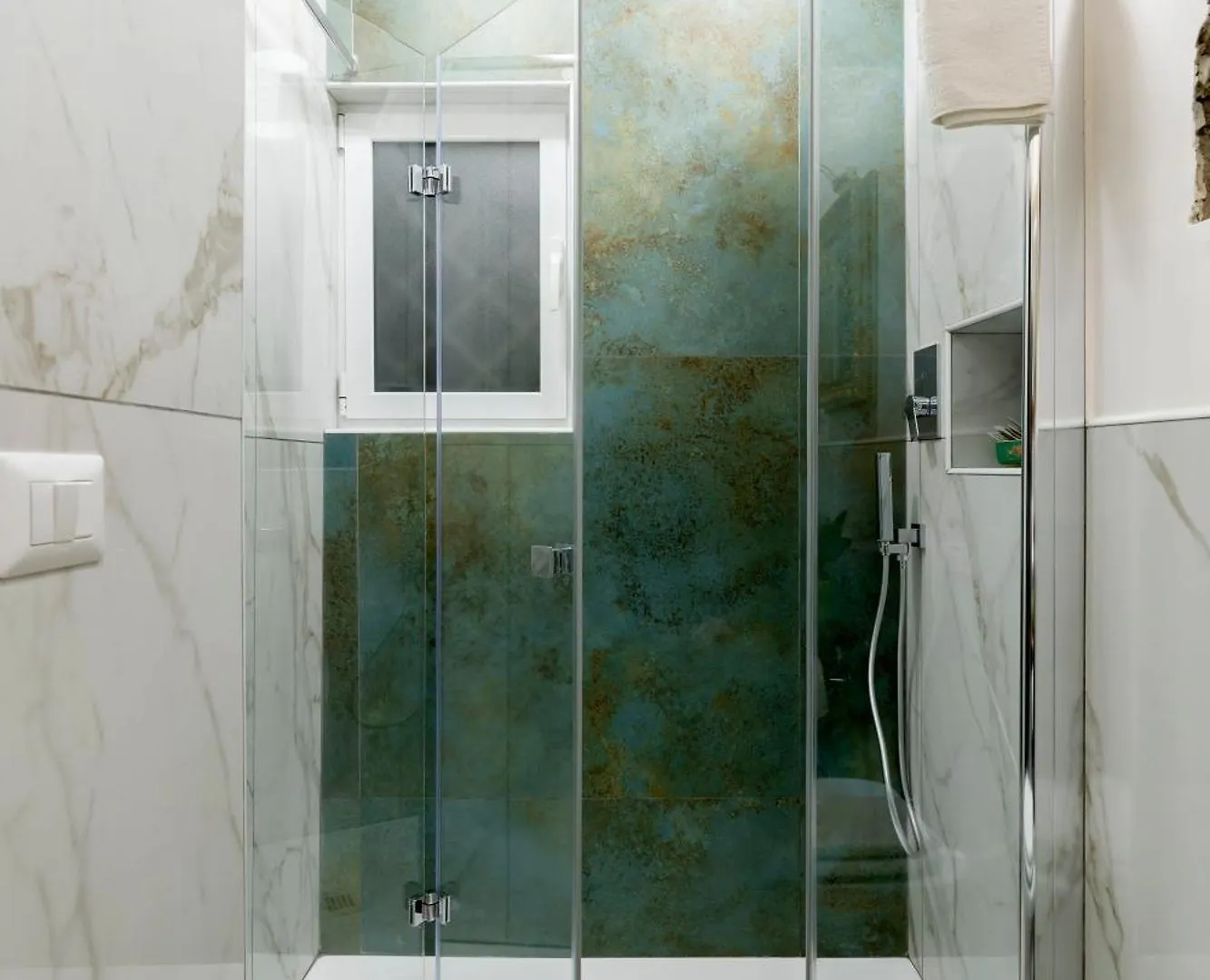 Niloufar Residence Napoli Italia